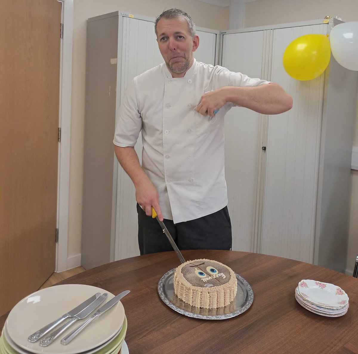 foxburrowgrange's tweet photo. Today we say a fond farewell to James Kirk, our Chef Manager, who has been with Foxburrow Grange for almost eight years. James has been a huge part of our team and he will be sorely missed. Thank you and good luck James!
#CareHomeChef #CareHomeNutrition #CareHomeColchester https://t.co/kmwJwa9Rel