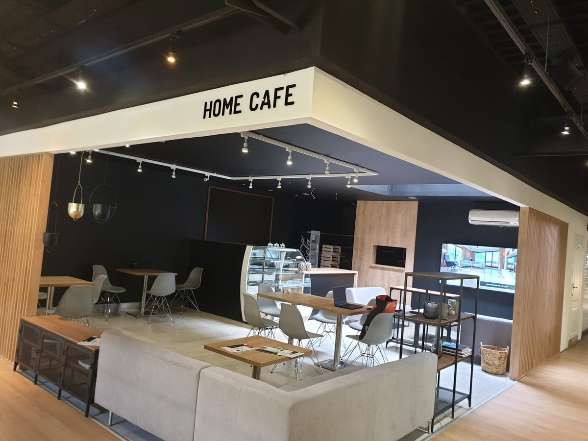 neiman30's tweet photo. Daily #weirdOffice
An industrial kitchen showroom. Been here for 2 hours already.
Don't ask why, so I won't have to tell you a super boring story. https://t.co/j5rcJhiLMs