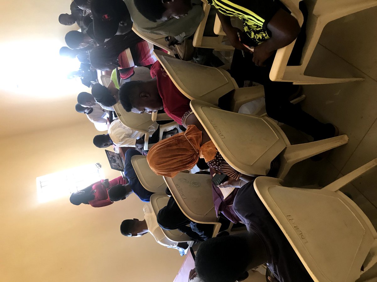 LautechDataSci's tweet image. LDC commenced her training for new set of students on Saturday, 26th February 2022, during which the team lead @BToluwanimijay addressed the students on the importance of being motivated by problem solving rather than money.s