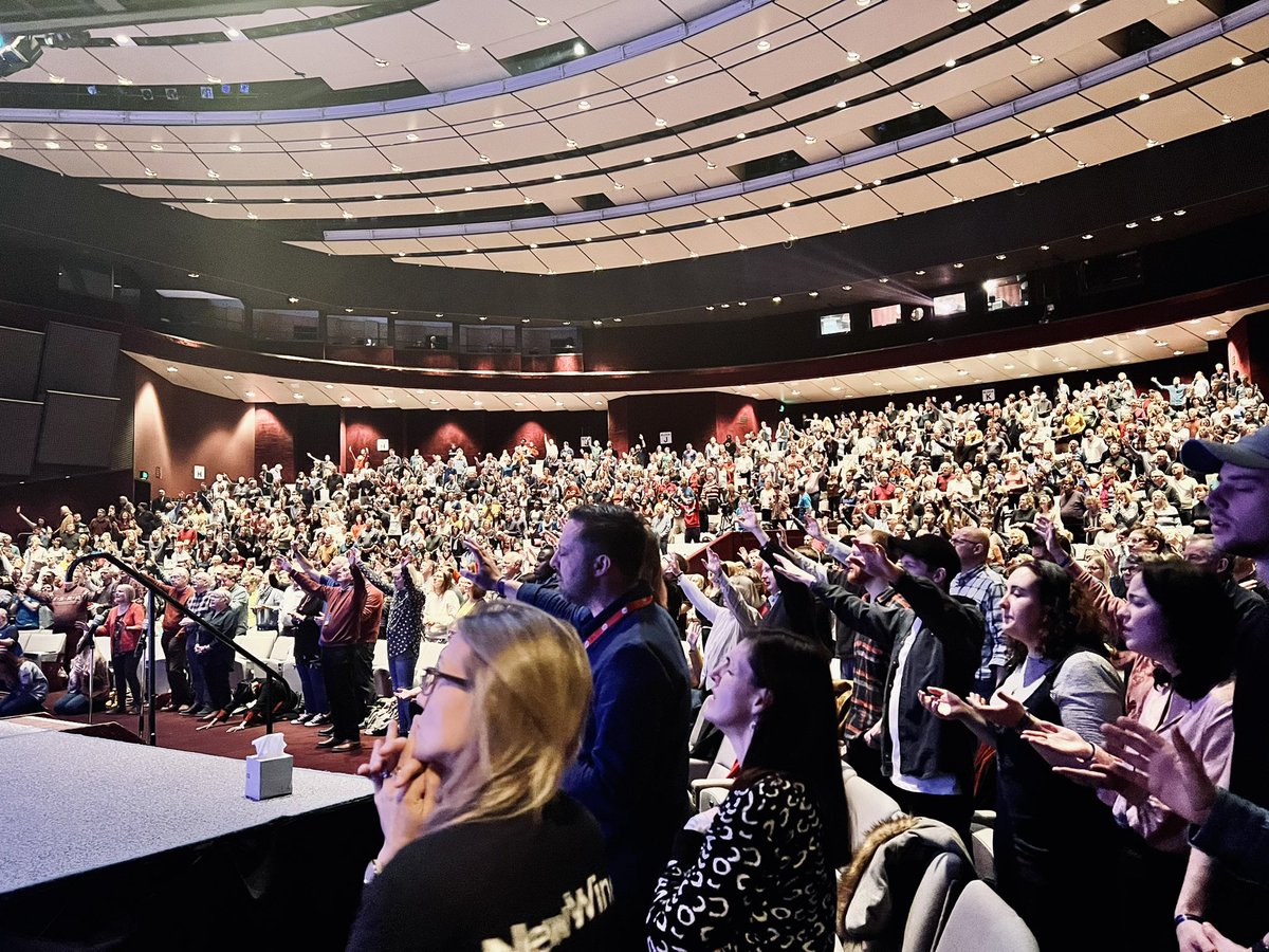 Glenn Packiam tweet media