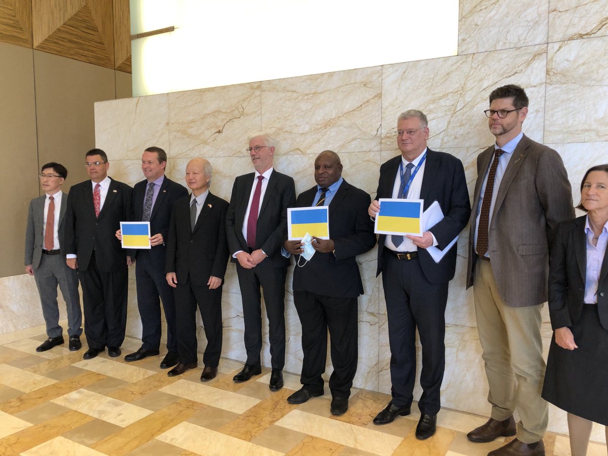 EUinPNG's tweet photo. Great meeting today with Secretary Elias Wohengu from the Department of Foreign Affairs and Trade on the war in Ukraine.  PNG strongly and unequivocally condemns the Russian aggression, calls for "peace by peaceful means" and fully supports Ukraine. https://t.co/MrNnewGIyz