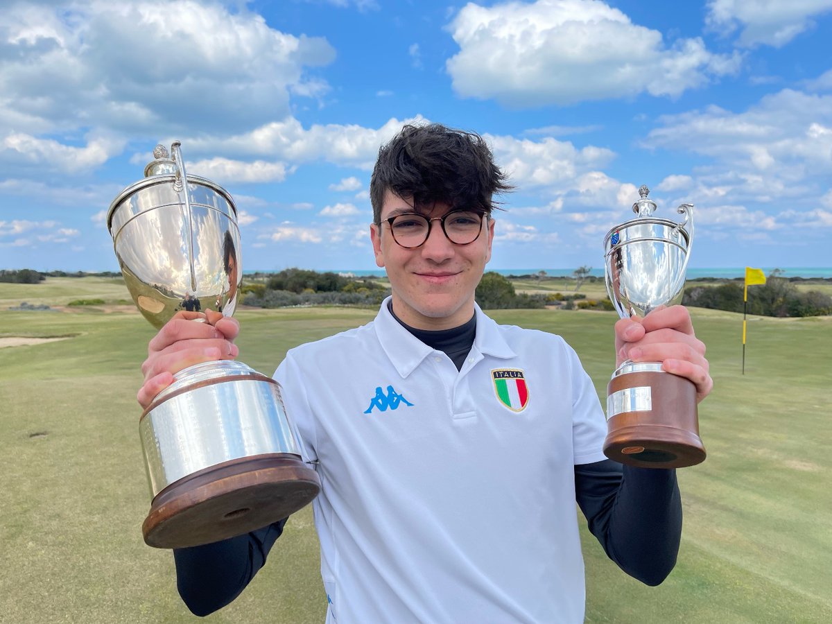FederGolf's tweet photo. 📌 Campionato Nazionale Ragazzi Match Play - Trofeo Andrea Brotto
🏆 Al San Domenico Golf di Savelletri trionfa #Rossin, che dopo aver battuto #Vezza in semifinale, vince 3/1 contro #Ponzano nell'ultimo atto.
Congratulazioni! 👏 https://t.co/wcoO5mlwvF