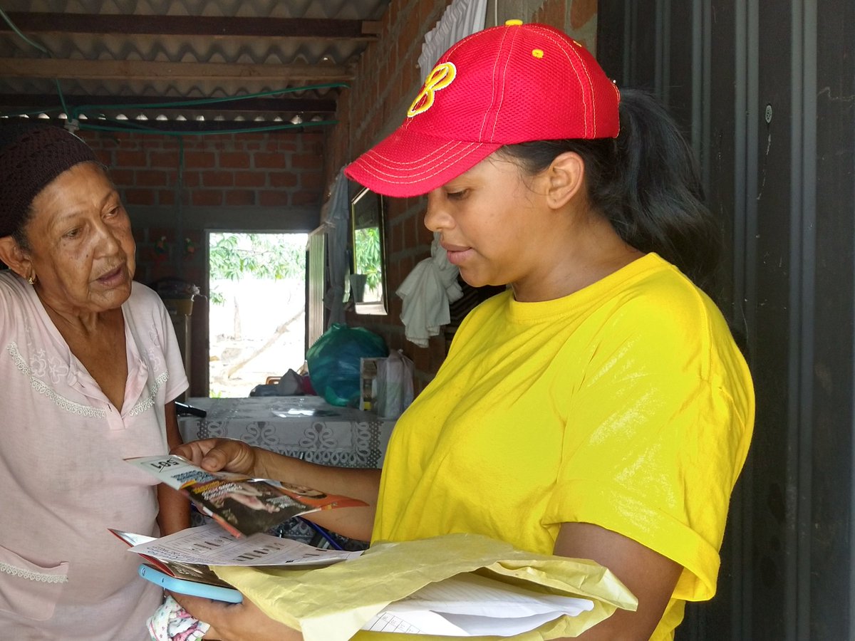 PedroNorbertoC's tweet photo. ¡Faltan 11 días! y siguen nuestros equipos en la zona rural del #Cesar #Guajira y #Magdalena indicando como se debe marcar este 13 de marzo.  Solo es pedir el tarjetón de Cámara Especial de Paz y marcar con una X #Funvimejor501 https://t.co/UqFfwpMpBd
