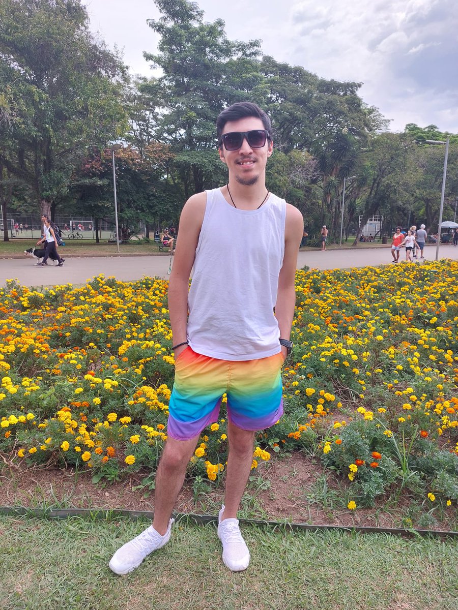 leandoroos's tweet photo. O dia de ontem foi incrível. Melhor carnaval de todos 🏳️‍🌈
#pride #LGBT https://t.co/U9Kus736l6