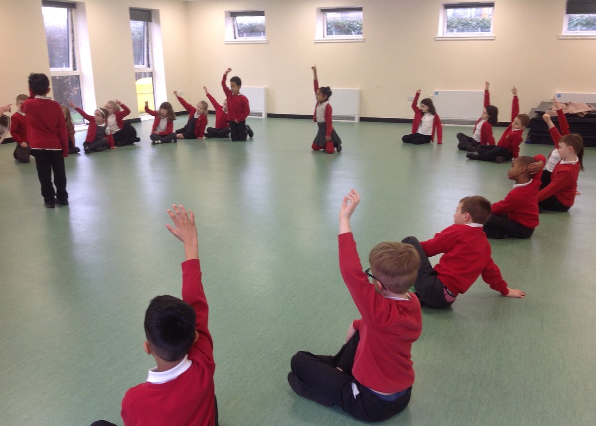 Hollyfast Primary School tweet media