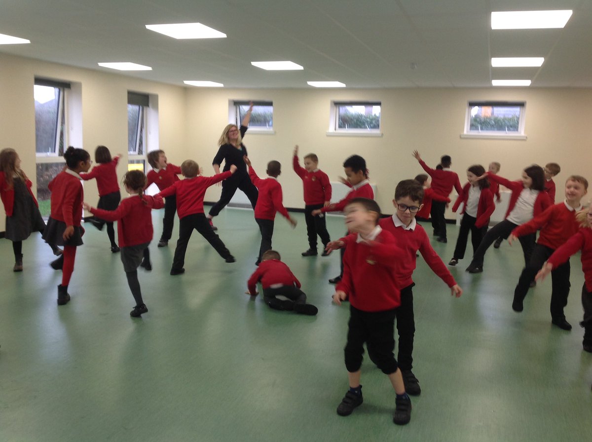 Hollyfast Primary School tweet media