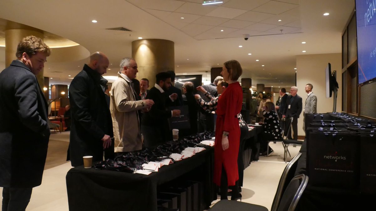 BravoNetworks's tweet photo. The countdown is ON!
Five minutes to go until the conference kicks off. The Hilton is abuzz with activity and our speakers are ready to go.
#bravoconference22 https://t.co/edB0FXA17K