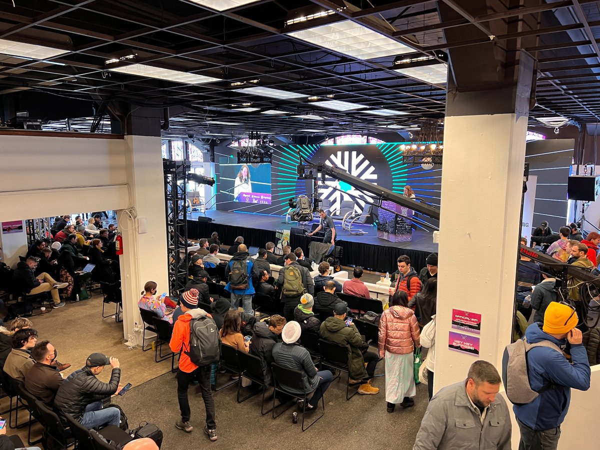 trapesys's tweet photo. What a feeling it is to be at #ETHDenver2022 with over 12,000 others in the #blockchain space. 🔥

10 days packed with the people who create, shape and use the #Ethereum ecosystem. Here are our observations 👇 https://t.co/0bUEAN3byD