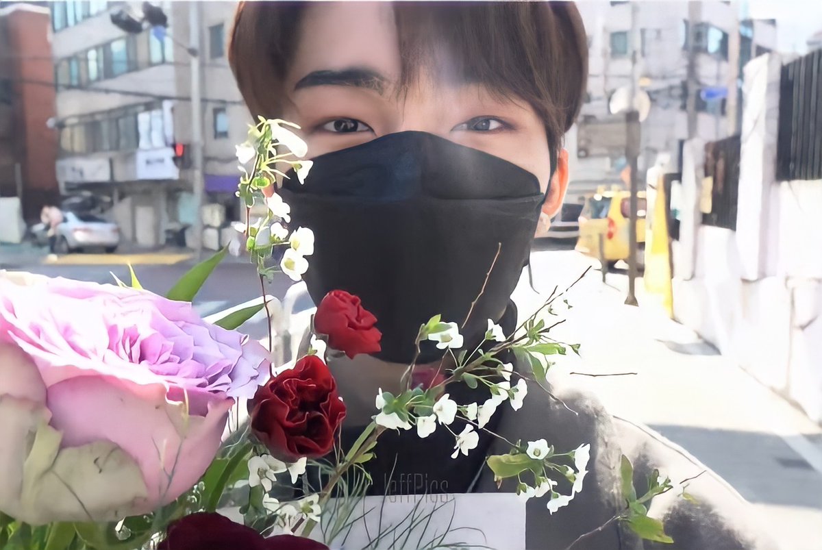 Jeffpicss's tweet image. — Flower Jeff😍

#EPEX #이펙스 #JEFF #제프 #젶프프