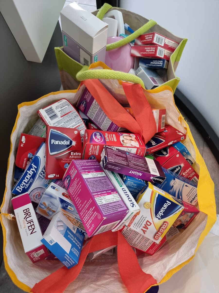 ACSPartnerships's tweet photo. WOW. There are no other words! Our community is amazing. Only 1 drop off and already inundated. Thankyou. We will be there again this afternoon. @ISC_schools @schoolstogether @ACSCobhamSchool #community #partnerships #needmoreboxes https://t.co/cMDo3WrDc3