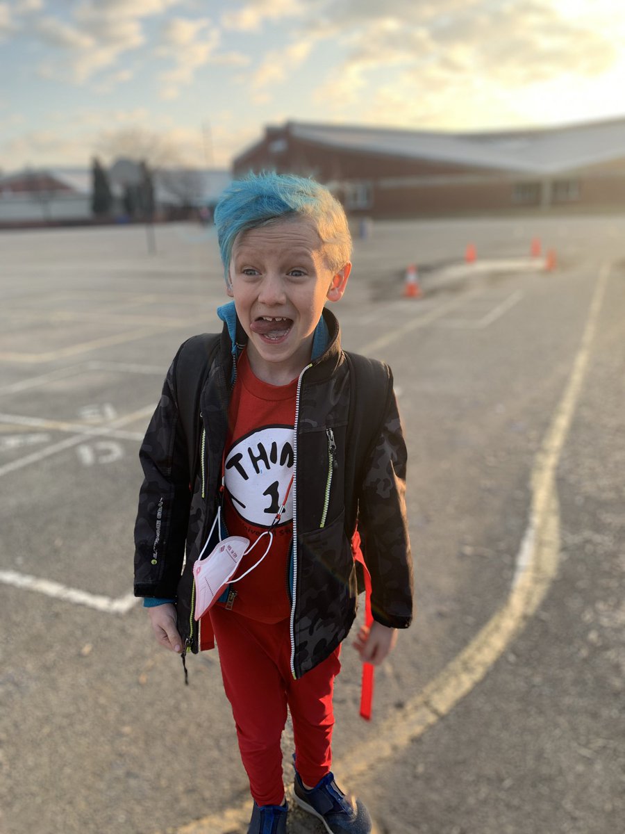 cardinalstrings's tweet image. Happy Birthday, Dr. Seuss 🥳 🎈 @BluffsviewElem #itsworthit