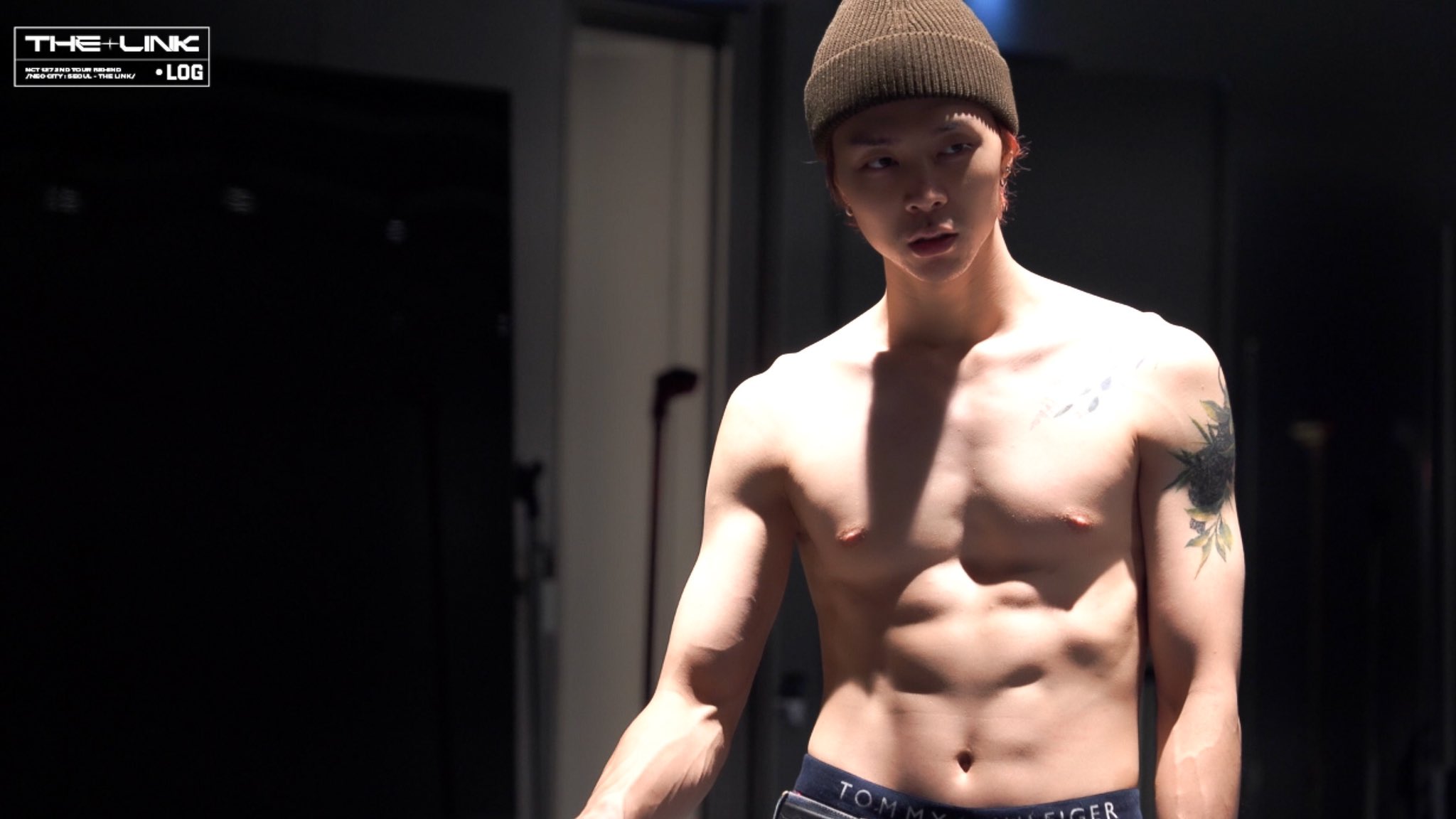 FM2K-2paQAIyYne?format=jpg&name=large