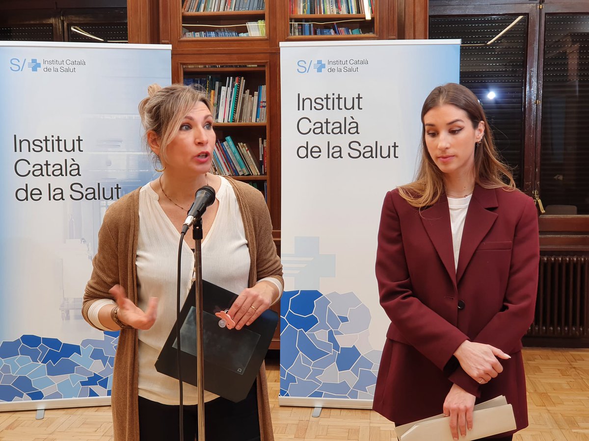 <a href="/ylejardi/">Yolanda Lejardi</a> @apicsbcn Ana Ots, directora #CUAPManso: “Per a l’atenció continuada, ha estat molt dur. El període de Nadal sempre ha sigut molt complicat, però si hi sumem una pandèmia no podem parlar d’onada, sinó d’estar submergits en un tsunami” @apicsbcn #ICSMemòriaCOVID #2anys