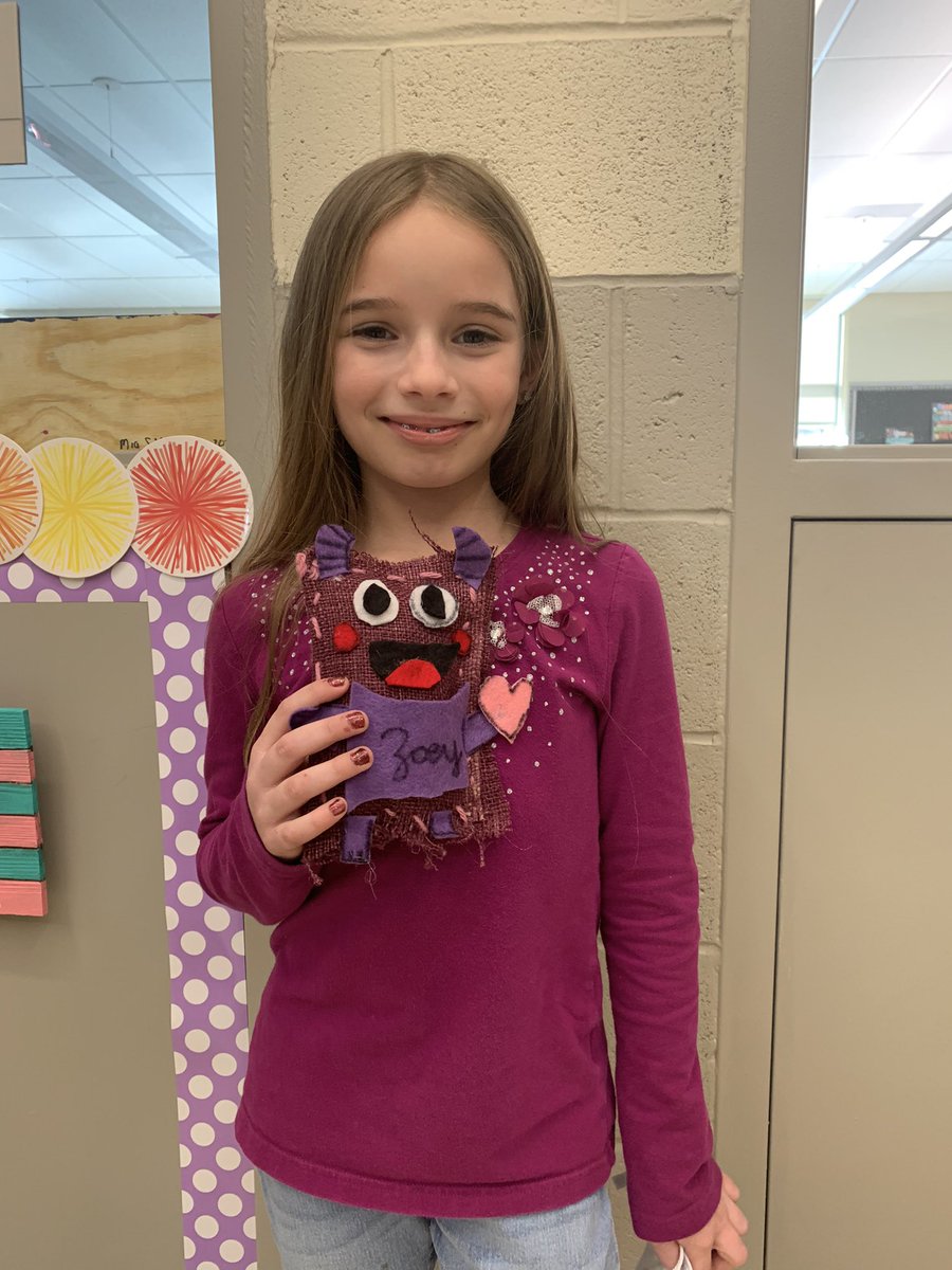 kthomas_artroom's tweet photo. March is @PaArtEd’s Youth Art Month! Congrats to Harper, Courtney, and Lena who are representing Lehigh in the Pennsylvania Art Education Association’s Youth Art Month art show! @LehighElemNASD https://t.co/3XBwi8BCWH