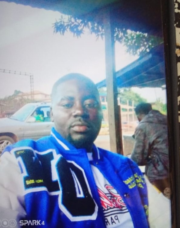 SecCommfra's tweet photo. He is called Tardzenyuy Roderick. He was killed this morning in Bamenda by French Cameroun BIRs in this genocidal war!@POTUS
@AUC_MoussaFaki @SecBlinken @EmilyThornberry @UKinCameroon @10DowningStreet @CNN @BBC @ITV @Channel4News @antonioguterres @BarackObama  @_AfricanUnion https://t.co/JoUl6Ck934