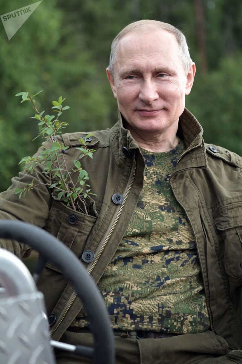 #RussiaUkraine
#Ukriane 
#UkraineRussianWar 
Retweet for Ukraine.            Like for Russia