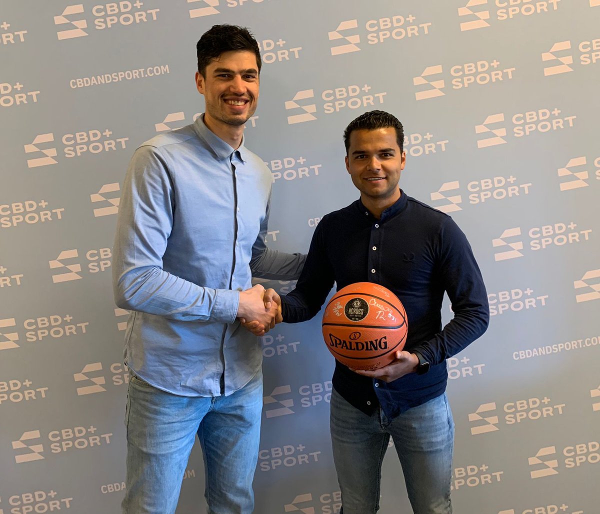 HeroesDenBosch's tweet photo. 🏀🤝 | 𝐍𝐞𝐰 𝐁𝐮𝐬𝐢𝐧𝐞𝐬𝐬 𝐖𝐞𝐝𝐧𝐞𝐬𝐝𝐚𝐲! CBD+Sport voegt zich als eerste lid bij de Baseline Club. 🙌
Meer informatie over het nieuwe business concept en de toetreding van CBD+Sport 👉 https://t.co/LRqpG9iEHB
#NBW #baselineclub #sportsupplementen #CBD https://t.co/GEaVHbnorr