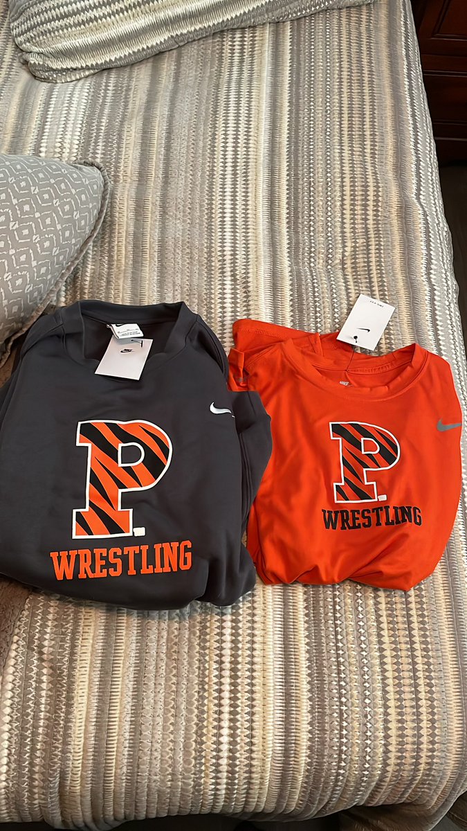 @tigerwrestling  that fresh new gear for the post season. #SupportLocalWrestling