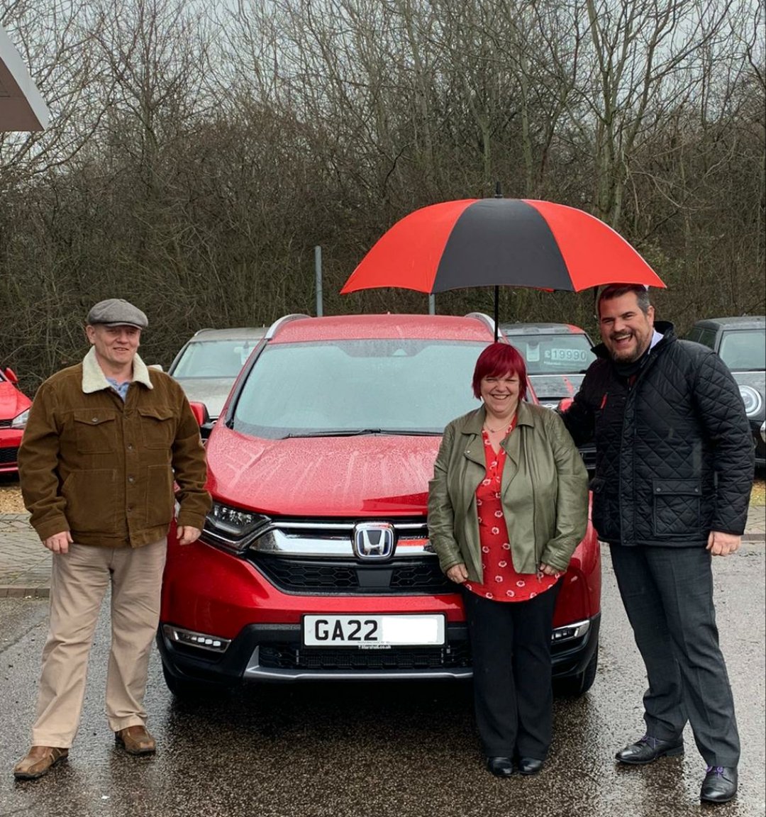 MoniqueAlmond1's tweet photo. The skies may be gloomy but the smiles are certainly bright! 
Here are Mr and Mrs Edwards collecting their new Honda CR-V from Sales Exec Scott Palmer!
Everybody say cheeeeese😁
#marshallmoments #newcar #newreg #22plate @rdd_2009 @JamesKeech3 @CaroleMerry @csims147 @MarshallHonda https://t.co/yOPaewA4up