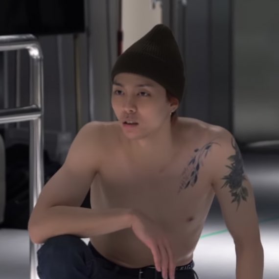 เธอ            ว่าไว