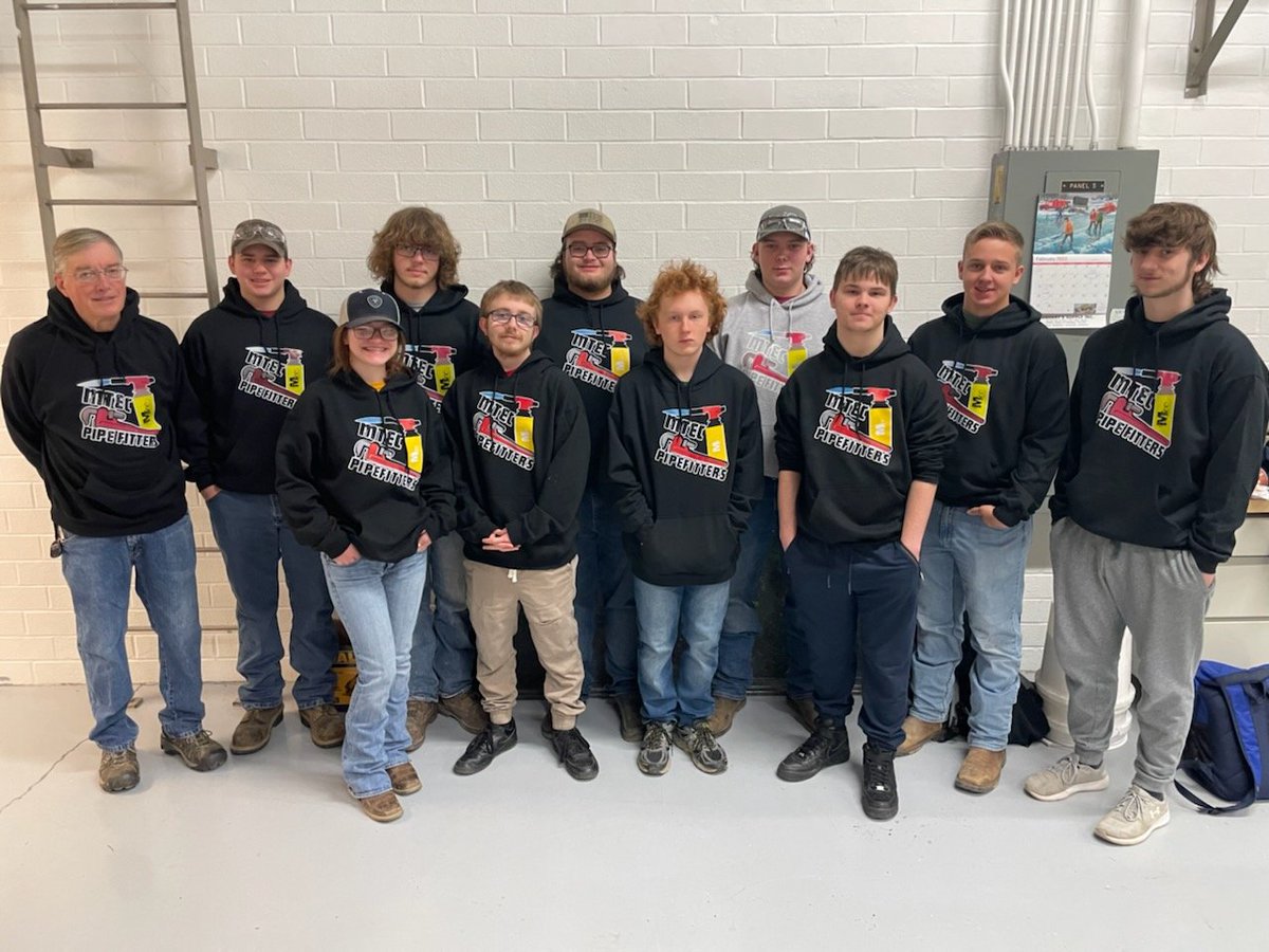 wvmtec's tweet photo. π¦Our light is shining bright on the Plumbing & Pipefitting program this morning!! Check out their new hoodies which feature a logo designed by students in our Graphic Design program! π¦
#ThisIsCTE
#learnatrade
#GoToMTEC https://t.co/ODanElLus2