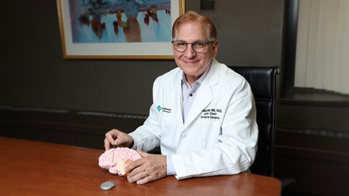 See what we’re working on: AHN physicians led by Dr. Donald Whiting join a groundbreaking international clinical trial exploring the use of Deep Brain Stimulation to treat Alzheimer’s Disease #ahnneuroscience #ahn #deepbrainstimulation #Alzheimers ahn.org/newsroom/press…