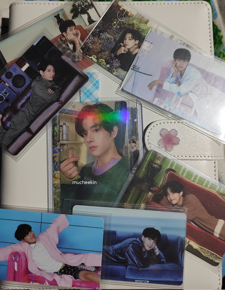 mucheekin's tweet photo. 💌 『#mucheemails 』
           ➮ @kynjyncart @user081416 

jake charyb ess came home safe and sound ❤️ tysm kyn for offering me this pc 🥺❤️ https://t.co/aPHO3KRBI3