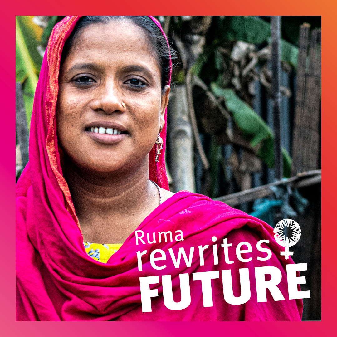 careAustria's tweet photo. Ruma tritt für ihre Rechte ein. Sie will auch andere #Frauen stärken, die wie sie in Textilfabriken in #Bangladesch arbeiten. Sie fordert z.B. bessere Bezahlung und mehr Sicherheit. #rewriteFuture #IWD2022 #Weltfrauentag #IWD https://t.co/5ehndFXxro