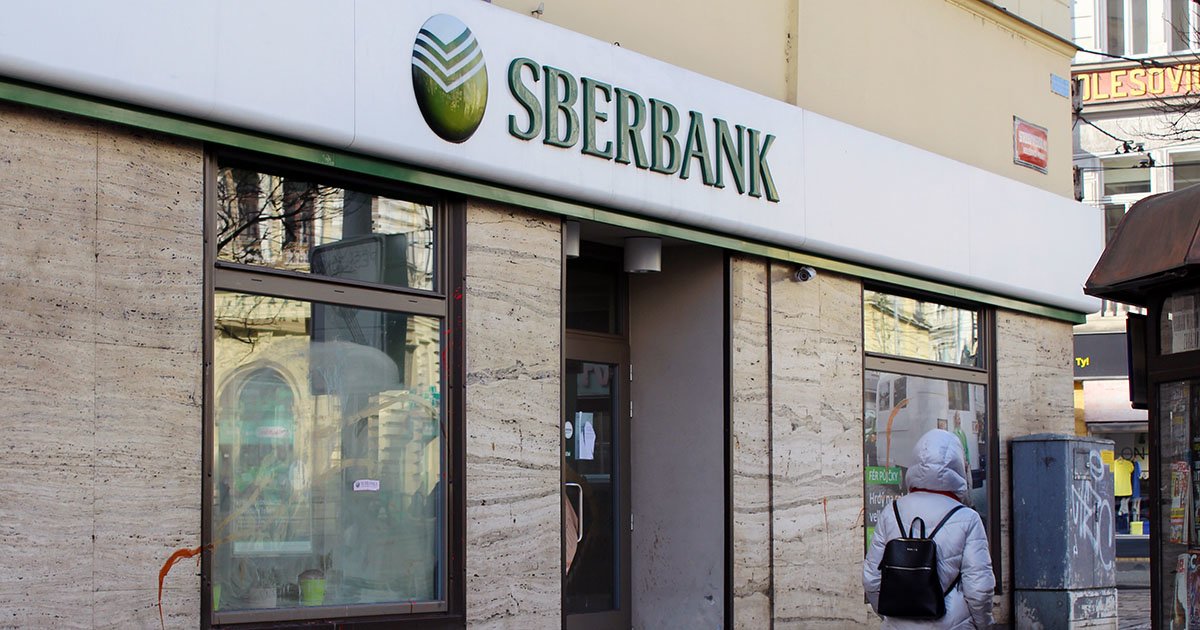 СберБанк уходит с европейского рынка. Об этом решении объявили в среду в кредитной организации.
#абфгруп #банкигрупп #bankigroup #abfgroup 
#юристы #юридическиеуслуги #москва #март #украина #санкции