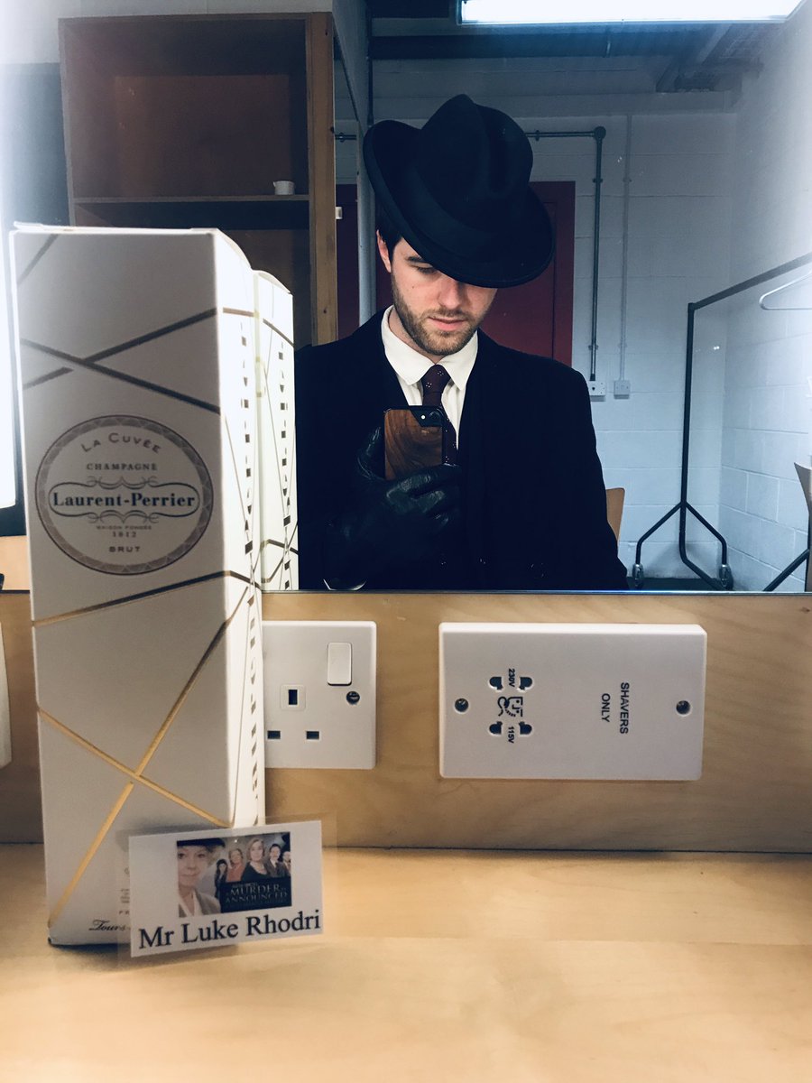 LukeRhodri's tweet photo. Thank you @ByronsMgmt for this amazing opening night gift! It’s the little things that mean the most 😍 #thankyou https://t.co/cZhSKYlSc3