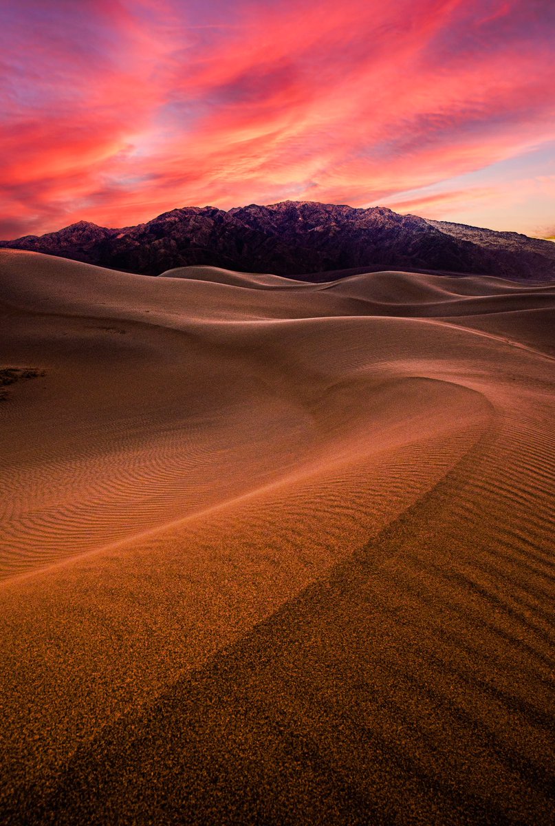 The world’s big and I want to have a good look at it before it gets dark. ~ John Muir #sunset #NaturePhotography