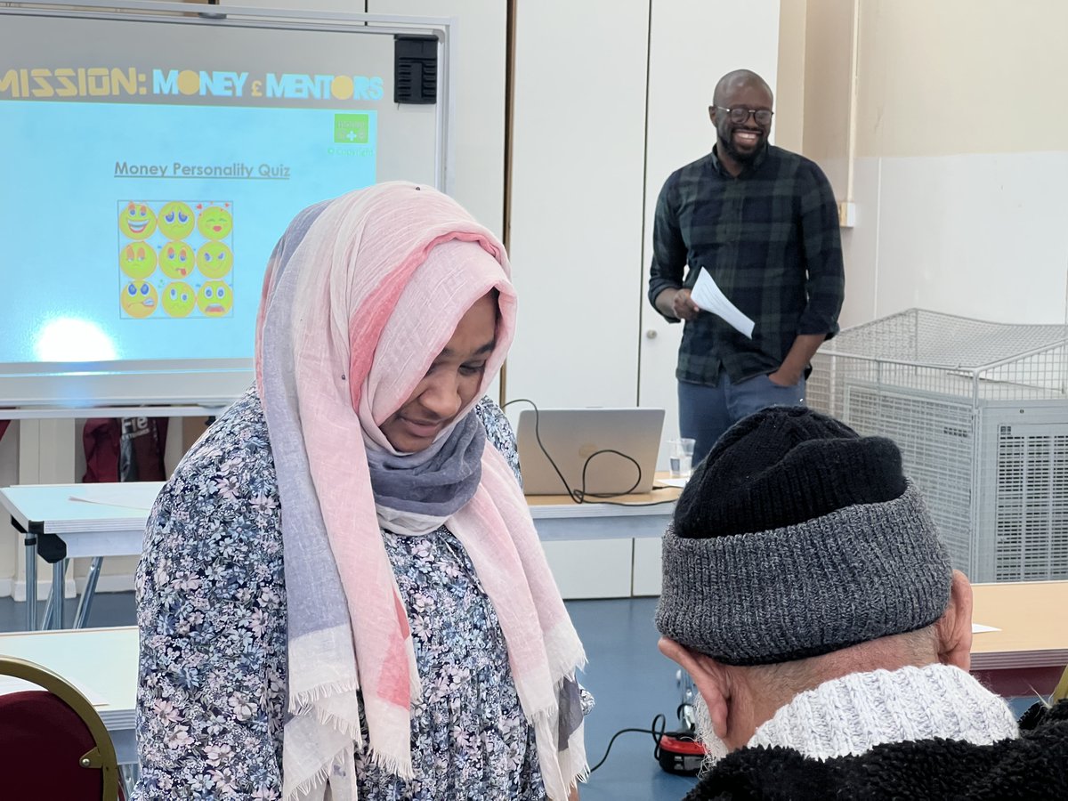 moneyaande's tweet photo. Our team was back in #MarksGate today, sharing money management skills as part of the Money Mentors course.
Thanks to everyone who came along! We're loving getting to know you and helping you set and achieve your #moneygoals. 💪
📍 Marks Gate Community Centre #MoneyMentorsLdn https://t.co/FfWhZYbGCz