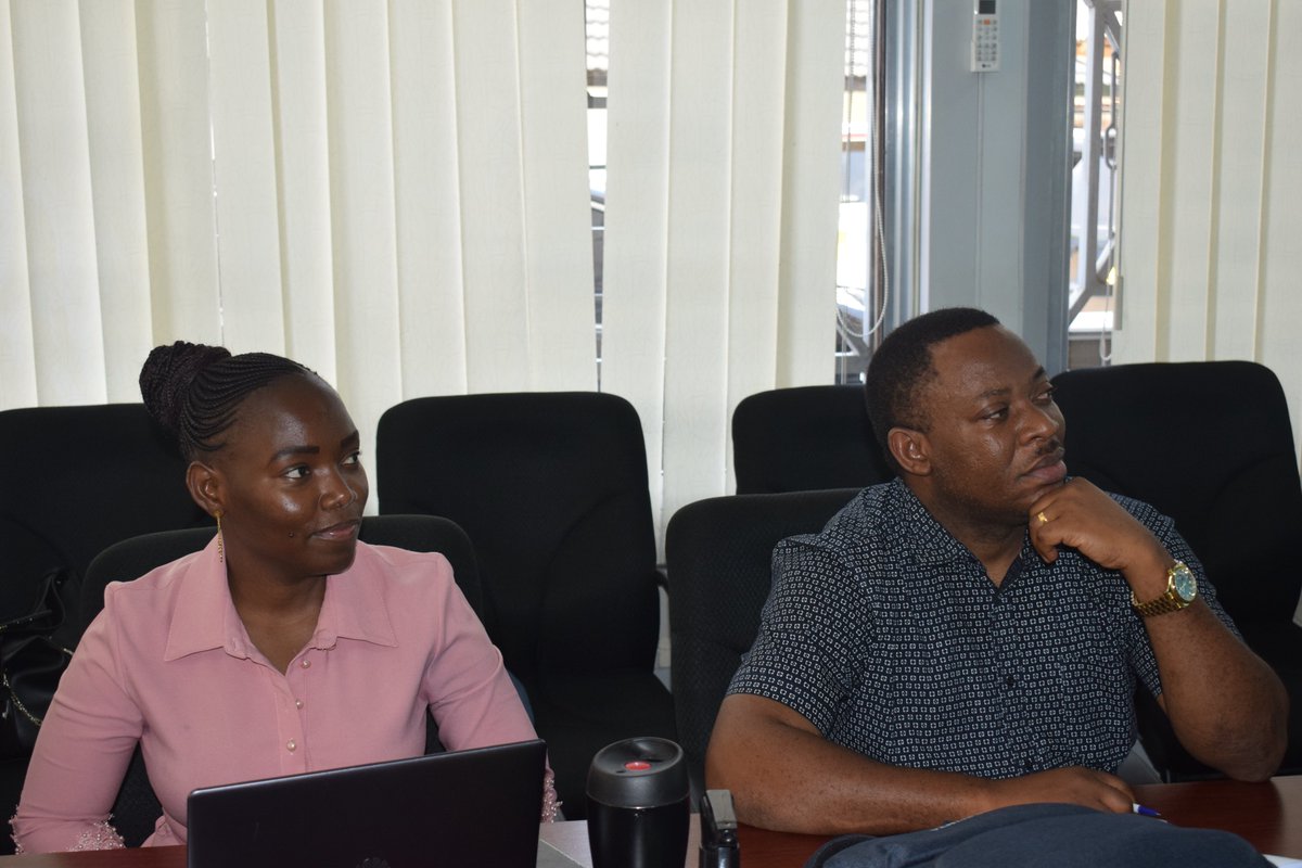 FCS_TRUST's tweet photo. Day 2: @FCS_TRUST Governance Training
☑️Reflection on good governance 
☑️The dynamics of boards and its operationalization. 
☑️The impact of communication between board and management
#FCSTrust https://t.co/ICGbZmHDfA