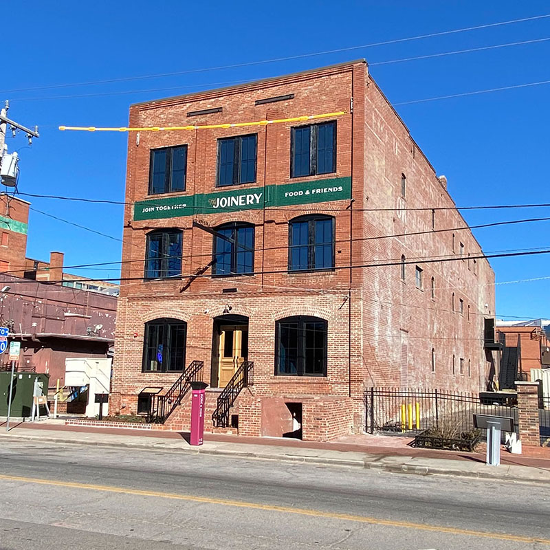 OKCTalk's tweet image. Set to open Monday, @JoineryOKC has 4 levels of restaurant, bars, golf simulator and event space in a completely renovated building at 121 E. Sheridan in the heart of @bricktown.  @CORDconstruct Full story, more images and menu: okctalk.com/content.php?r=…