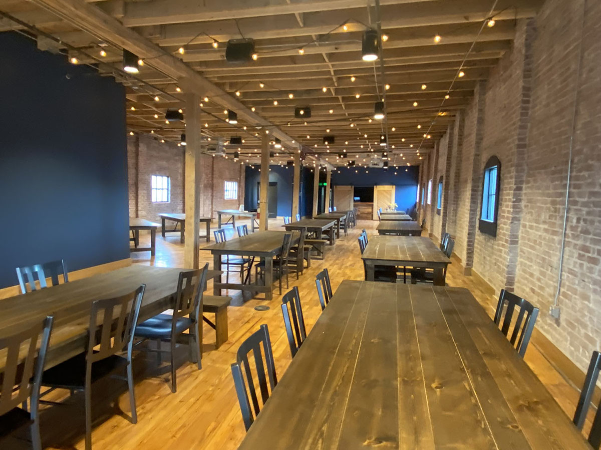 OKCTalk's tweet image. Set to open Monday, @JoineryOKC has 4 levels of restaurant, bars, golf simulator and event space in a completely renovated building at 121 E. Sheridan in the heart of @bricktown.  @CORDconstruct Full story, more images and menu: okctalk.com/content.php?r=…
