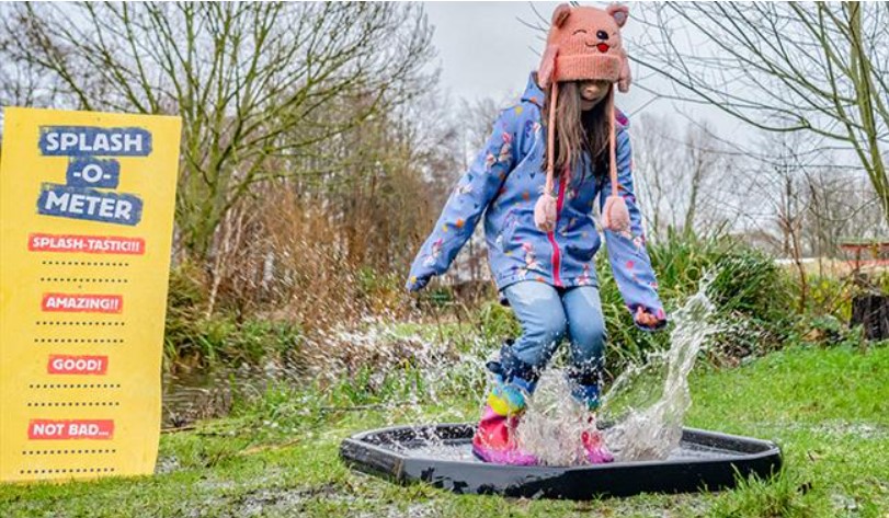 eyesurgery1's tweet image. Grab your wellies and waterproofs for a wild time at Arundel Wetland Centre. Perfect your splash in our practice puddles, then enter the Puddle Jumping Championships at 11am or 2.30 pm each day. #thingstodooutside #puddlejumping ow.ly/al1S30sahx7