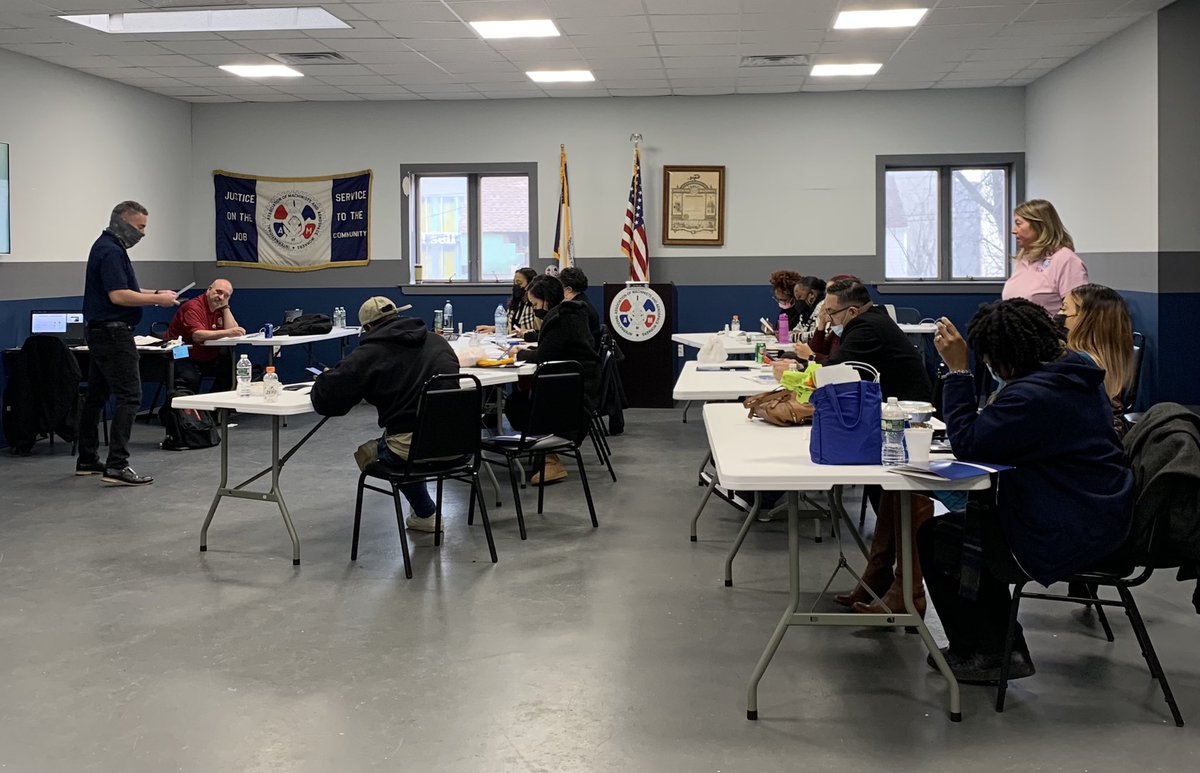 LizzysLashes's tweet photo. LL914 held Training for our newest Customer Service, Ramp, and Stores Shop Stewards this week. Education is Power 🦾 #UnionStrong #iam141 #ewrtogether @SeanRosario17 @IAMDistrict141 https://t.co/2Oy529WFQD