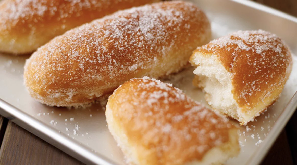 爆笑!!雪の日に散歩から帰ってきたコーギーが揚げパンすぎて美味そう!!