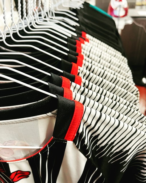 thelaundryworks's tweet photo. Get your kits out for The Laundry Works! We have epic de-staining programmes to keep your white bits looking white. Book your slot with us today :) #thelaundryworksbyproclean #footballkits #laundryservicehull #kitwash https://t.co/IhJlbpkO5k
