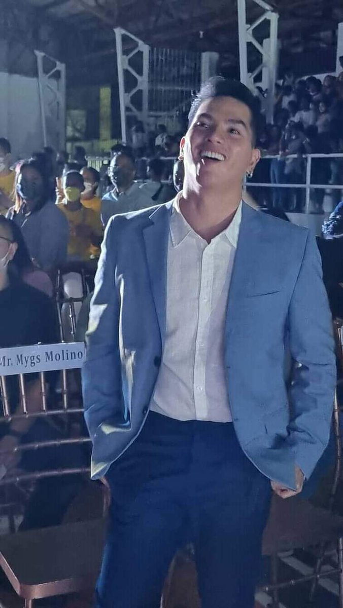 RonalieLibrado's tweet photo. Smile at everyone

MAHAL LAST TAPING #MAHMYGZLOVE https://t.co/vzKPWY3bL7