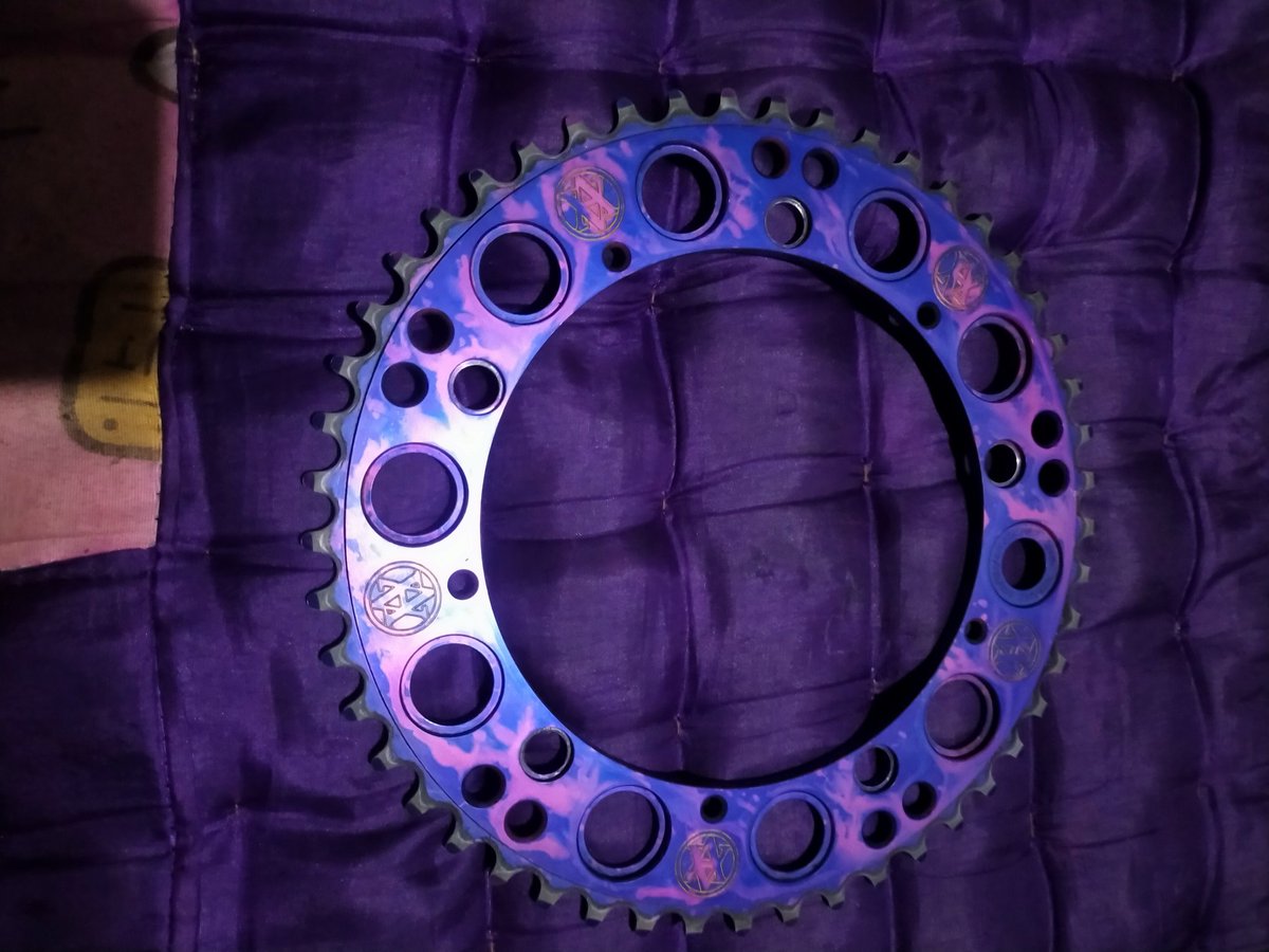 Nyari nyari barang tweet media