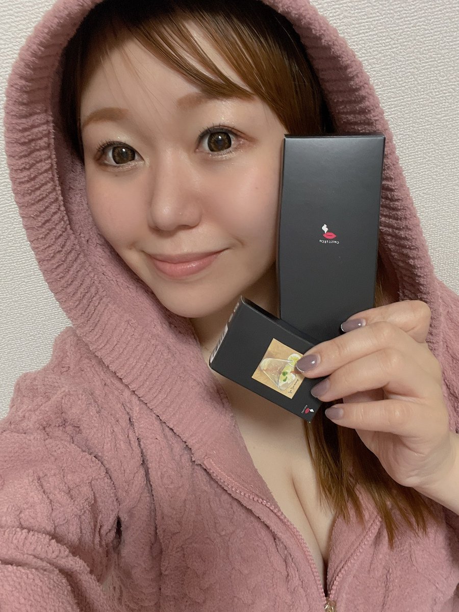 sally_y0720's tweet image. チルテック頂きました🚬
レモネード味🍋
可愛いし美味しい😍❤️
紙タバコ吸わないけど、これはアリだなー🥺✨

💜詳細はこちら↓💜
chilltech.base.shop

#Chilltech
#チルテック
#おいしいCBDベイプ
#CBDベイプ
#PR