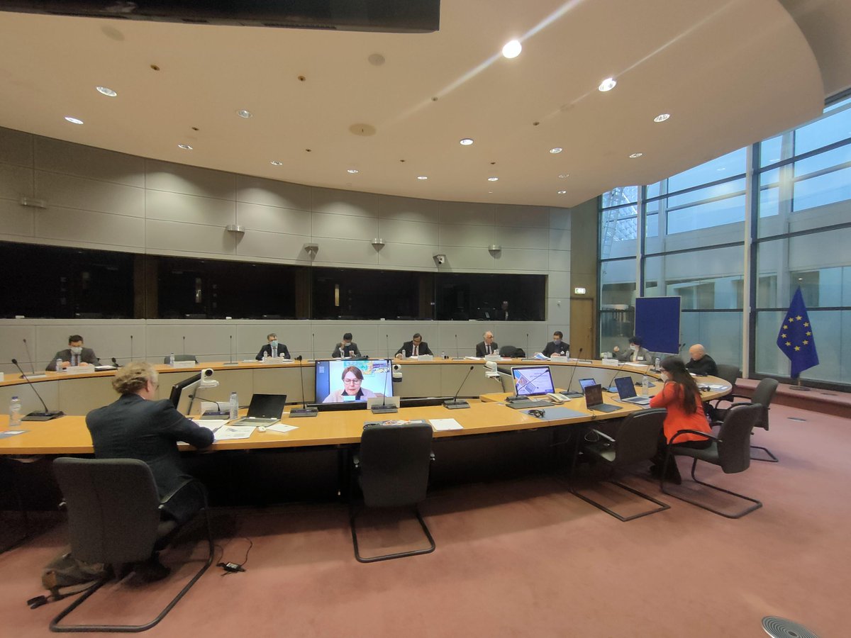 EURATEX DG <a href="/DirkVantyghem/">Dirk Vantyghem</a> at the <a href="/EUGSPhub/">EU GSP hub</a> meeting: 

"35% of textile products imported in the EU fall under GSP. That's why we support the GSP system and we call for #environmental protection to be included in the scope of the Regulation."

#EUTrade #EUIndustryWeeks2022