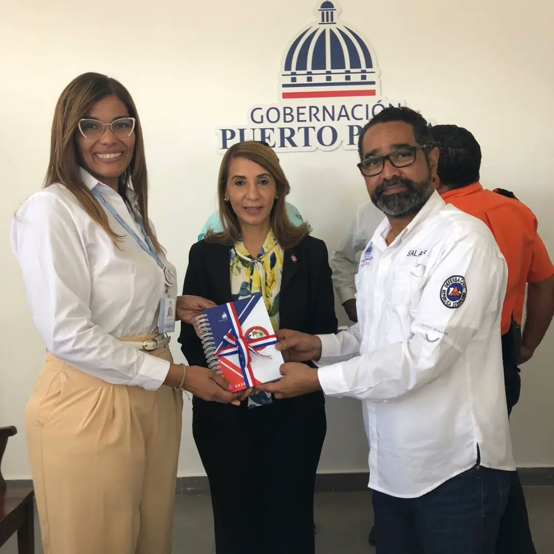ONESVIERD's tweet photo. Nuestra directora regional Fanny Ramos, fue partícipe de la visita a Puerto Plata por el director ejecutivo de la Defensa Civil, @JuanSalasRD y la gobernadora Claritza Rochtte, junto a la administradora del Proyecto Progeri, Yanelba Abreu, en la Gobernación Provincial.
(1/2)
. https://t.co/E3jtwNxYW3