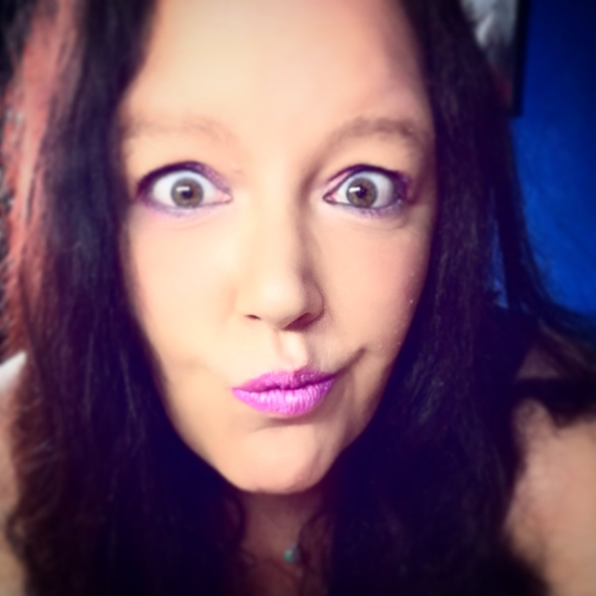 queenbeeas212's tweet photo. This gurl is the apple of the high of a high community @Twitch she is a great #support of all #Streamers #StreamerCommunity she is a strong women fighting #breastcancer you got this gurl #CancerAwareness #fypシ #friendship #cancercare #Fighter @QinnJane 💜💜 https://t.co/4NQEEJHW8j