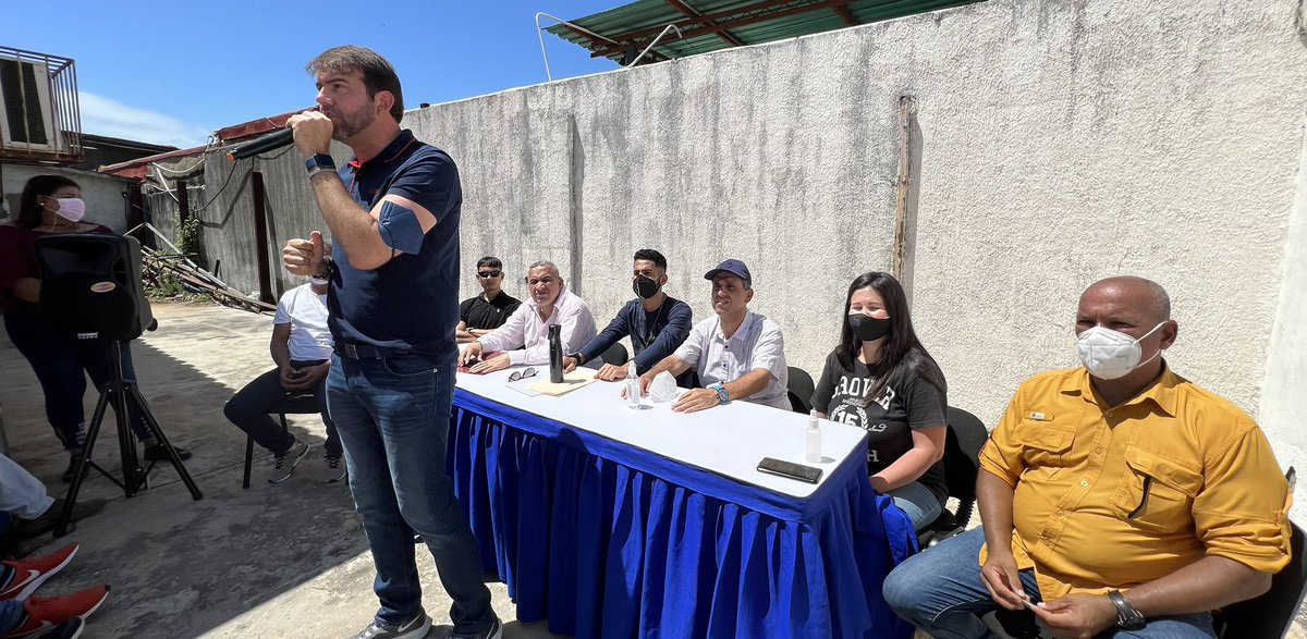 prospericarlos's tweet photo. Hoy desde Nueva Esparta en compañía de @PieroMaroun, reunidos con nuestra estructura de @ADemocratica organizándonos sin descanso para así devolverle a nuestro país una Venezuela Libre y de todos los venezolanos! https://t.co/9rLyUcOlD4