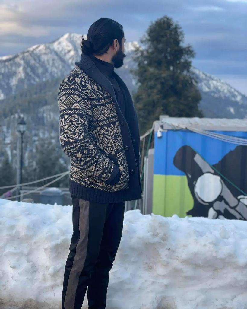 kashmirioo7's tweet photo. #TheRoad_Winter_for_Spring https://t.co/dSI4VuyT8Y
