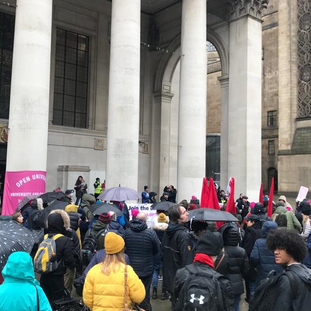ChesterUcu's tweet photo. Fantastic #SaveDevtWeeks staff-student picket today plus awesome #UCU NW rally in Manchester attended by a Chester delegation! Thanks to all UoC members for your energy & support for this vital strike. HE has to change & we will change it! #OneOfUsAllOfUs #FourFights #UCUstrikes https://t.co/K5uyhrVzwQ