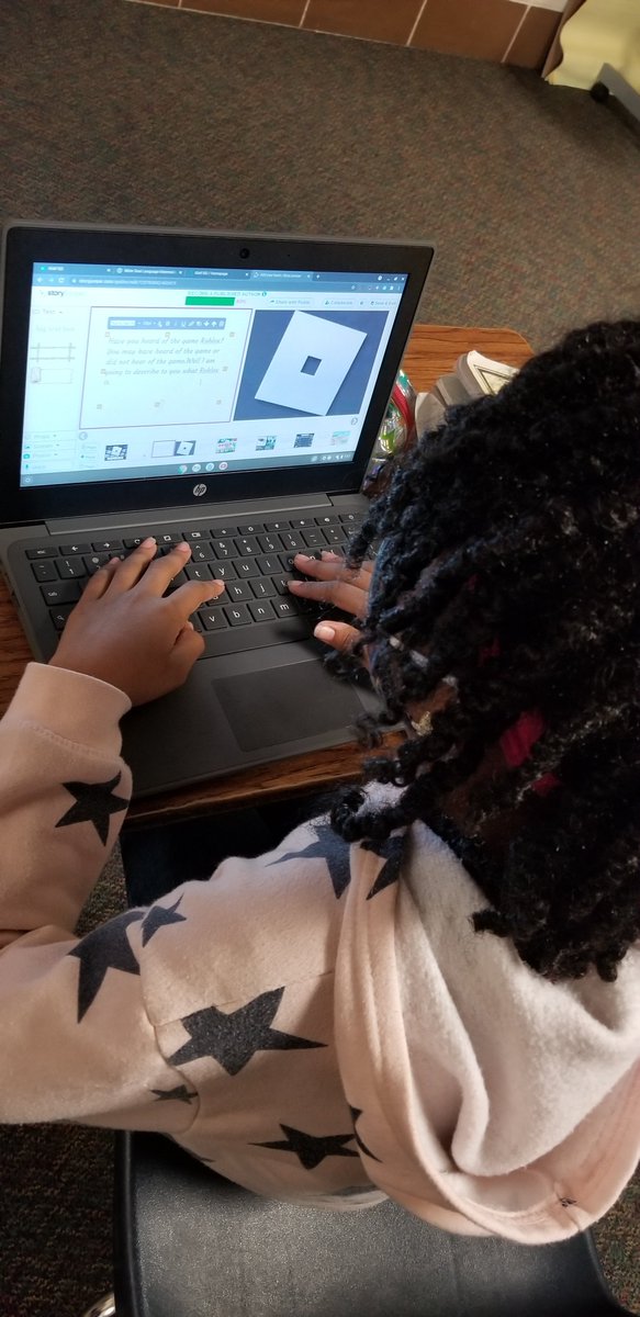 Ms_T_Jackson_'s tweet photo. My students have been working hard on their first digital book. This sweet girl had her book ordered and it finally arrived! Thanks @storyjumper for bringing sweet smiles to my students.❤ @Youens_Tech @Youens_Gators https://t.co/kfeRxlQEqZ