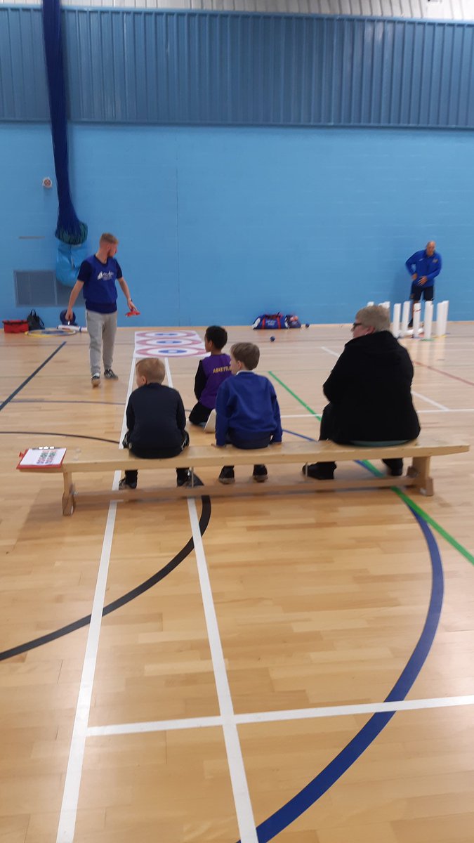 MeltonBelvoir's tweet photo. A big thanks to the Sports Leaders from @SMBSport &amp; John from @leicestersspfor for leading the KS2 Sportstability Festival and to @SMBCollegeGroup for hosting us. Also a big well done to all the children from @ab_kettleby @TheGrovePrimary for taking part 👏 https://t.co/i8eVLRFDmN